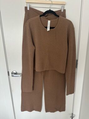 ALO Cashmere Set | Cashmere Plush Waffle Lounge Set Toasted Almond